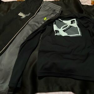Boys Med Under Armour long sleeve shirt, pants and a pair of lined childrenplace